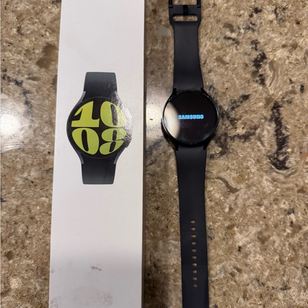 Samsung Galaxy 6 Watch 44mm - Picture 2 of 6
